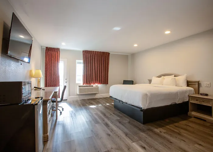 Elev8 Flagstaff, Trademark Collection By Wyndham 3* Flagstaff