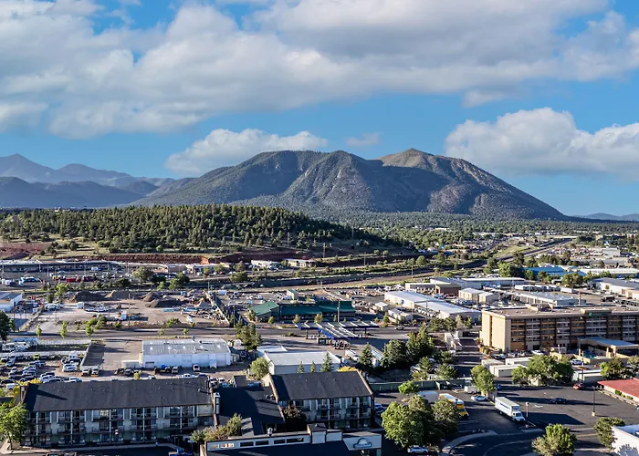 Elev8 Flagstaff, Trademark Collection By Wyndham 3* Flagstaff